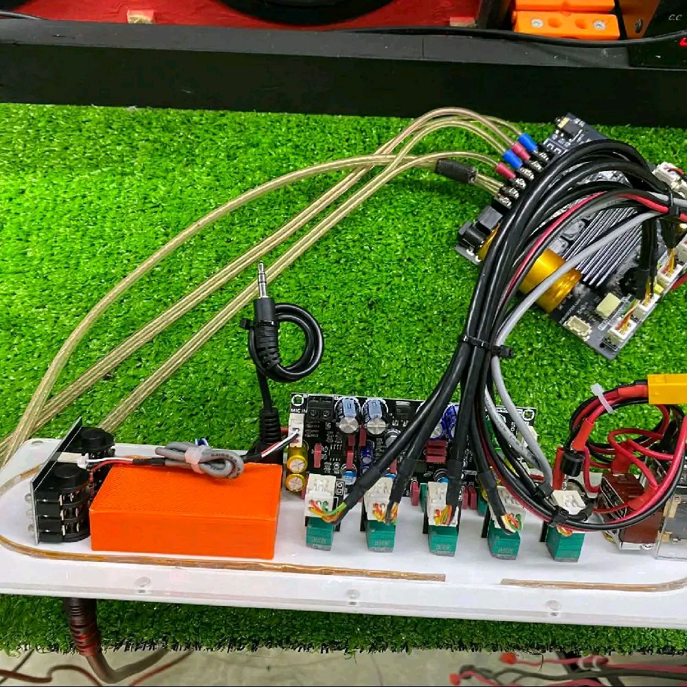 รูปเพิ่มเติม ชุดแผ่นเพลทลำโพง DIY ชุดพร้อมลั่น แอมป์ tb2 1f + ปรีไมค์ zk-AMP